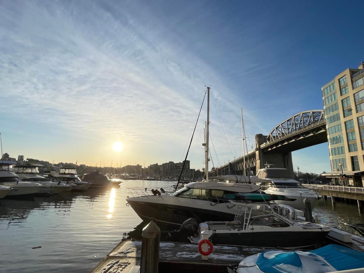 Downtown 1Br Condo At Granville Strip Near English Bay Vancouver Ngoại thất bức ảnh